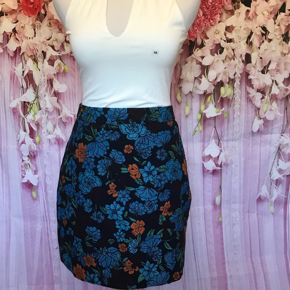 Loft Skirt